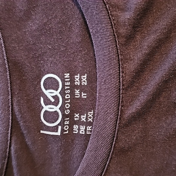 Logo by Lori Goldstein Top - Picture 8 of 14